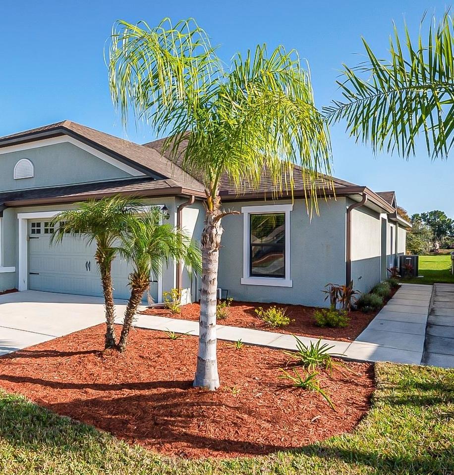 Image 2 of 15 For 5579 Maggiore Boulevard