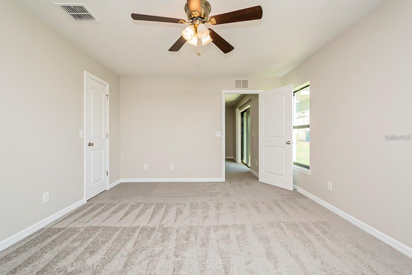 Image 9 of 15 For 5579 Maggiore Boulevard