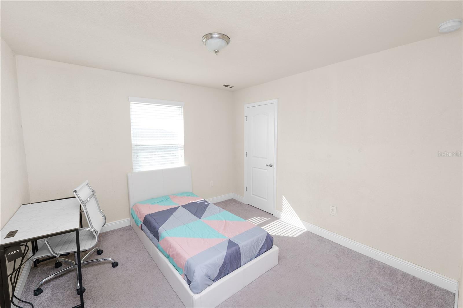 Image 31 of 51 For 829 Landmark Hills Drive