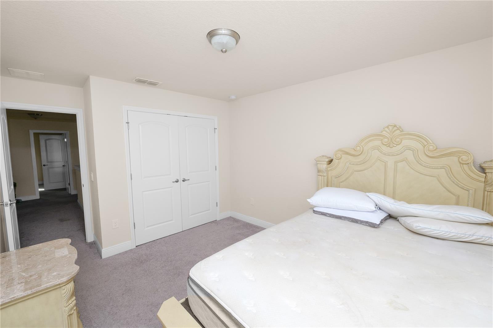 Image 36 of 51 For 829 Landmark Hills Drive