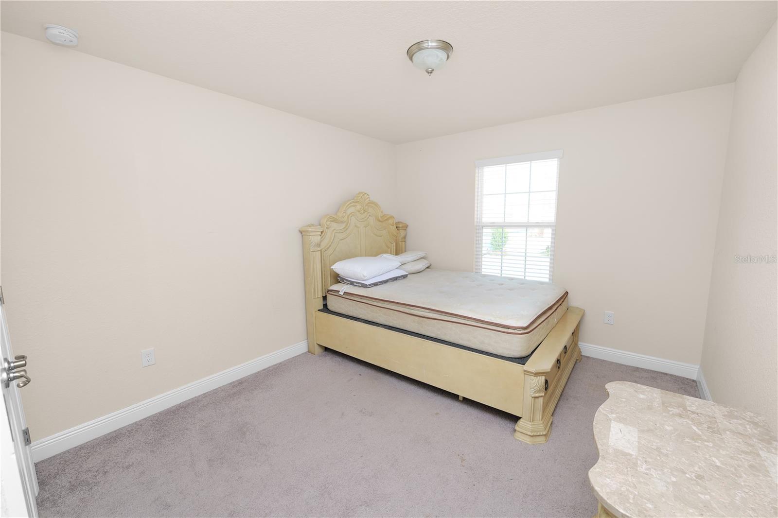 Image 37 of 51 For 829 Landmark Hills Drive