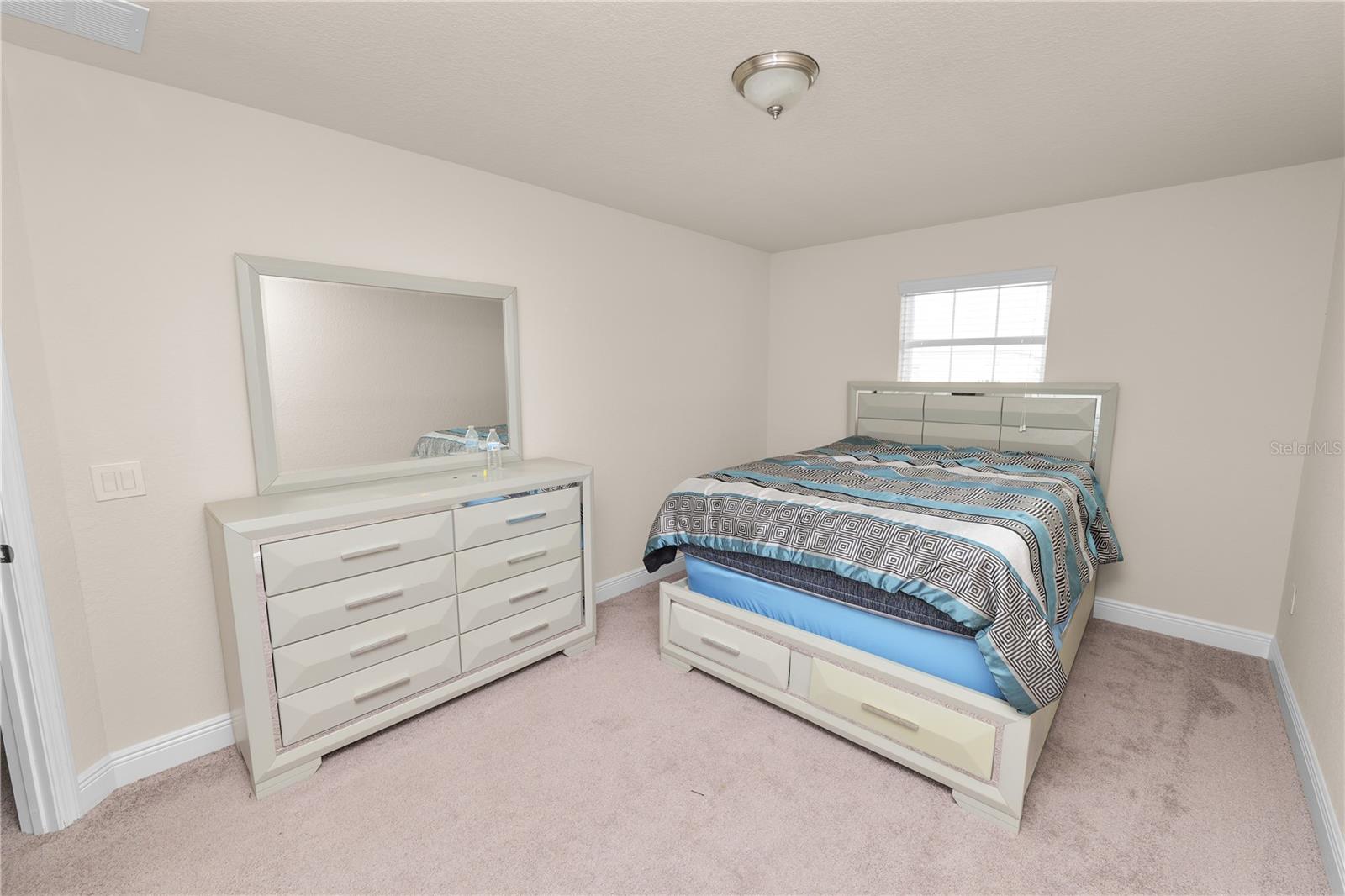 Image 38 of 51 For 829 Landmark Hills Drive