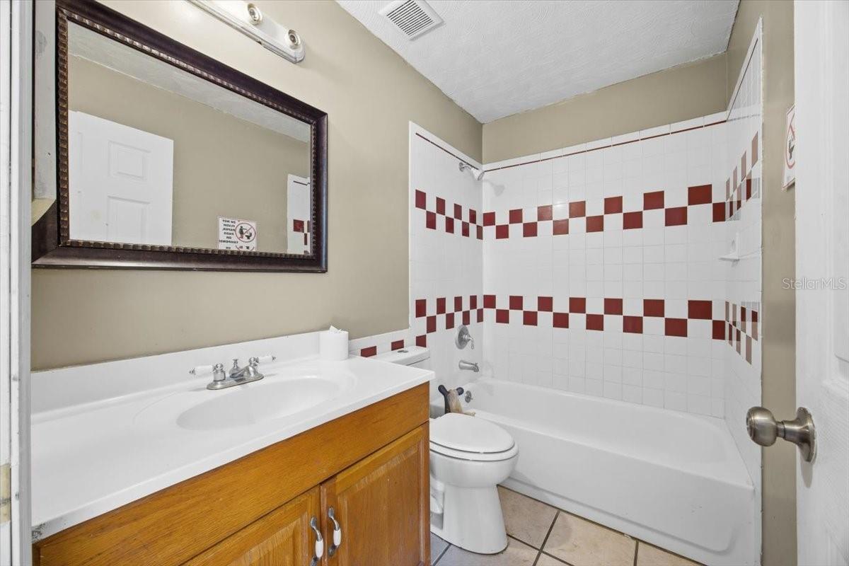 Image 11 of 36 For 3947 Pipkin Creek Road