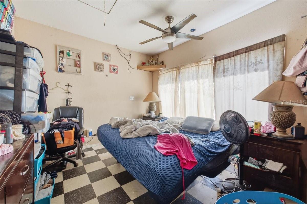 Image 27 of 36 For 3947 Pipkin Creek Road