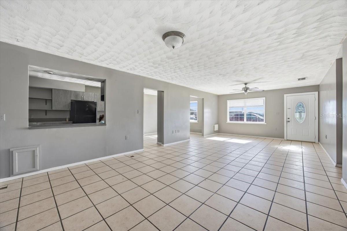 Image 5 of 36 For 3947 Pipkin Creek Road