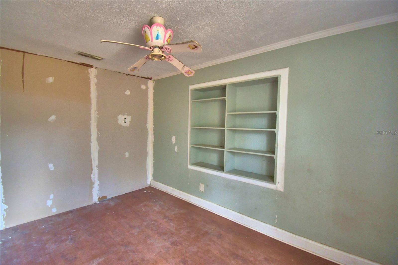 Image 23 of 51 For 3715 Old Dixie Highway