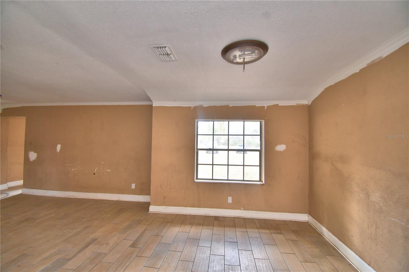 Image 6 of 51 For 3715 Old Dixie Highway