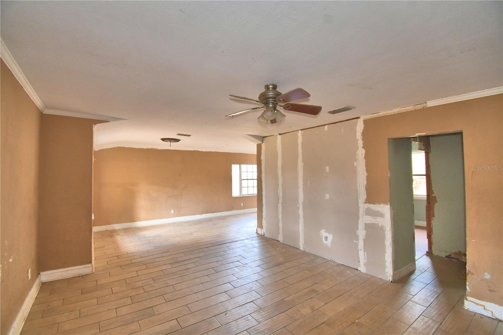 Image 7 of 51 For 3715 Old Dixie Highway