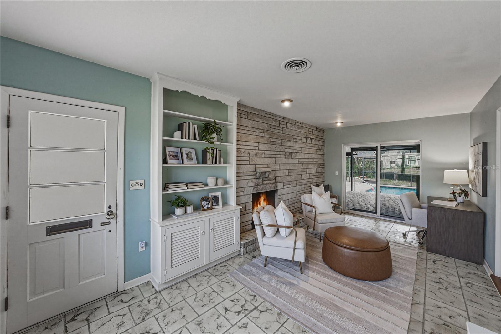 Image 18 of 74 For 2215 Woodbine Avenue