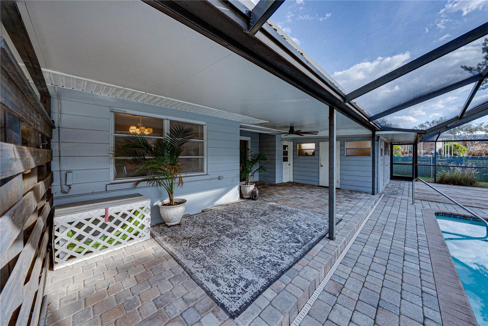 Image 49 of 74 For 2215 Woodbine Avenue