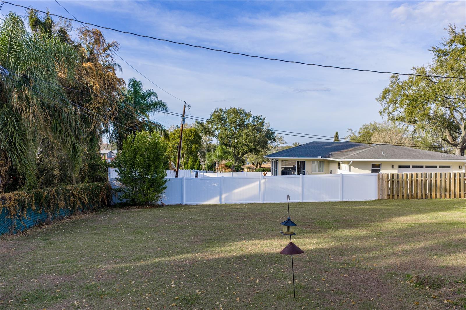 Image 53 of 74 For 2215 Woodbine Avenue