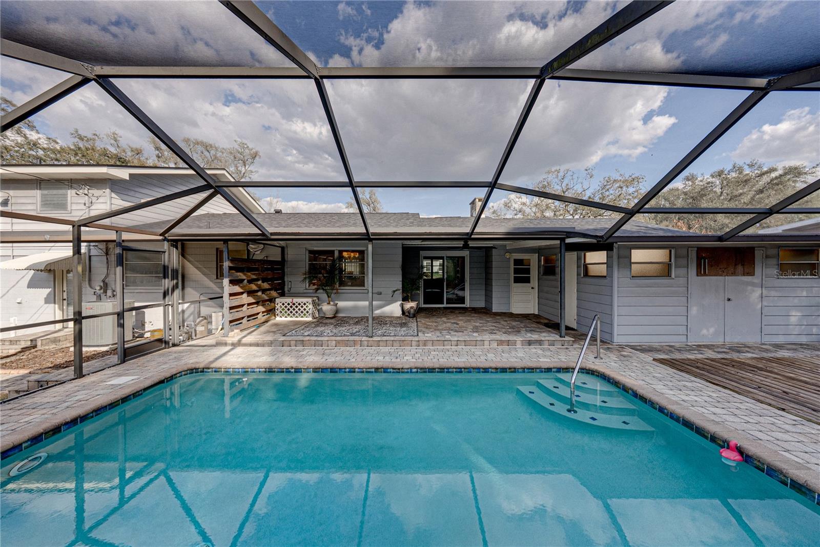 Image 56 of 74 For 2215 Woodbine Avenue