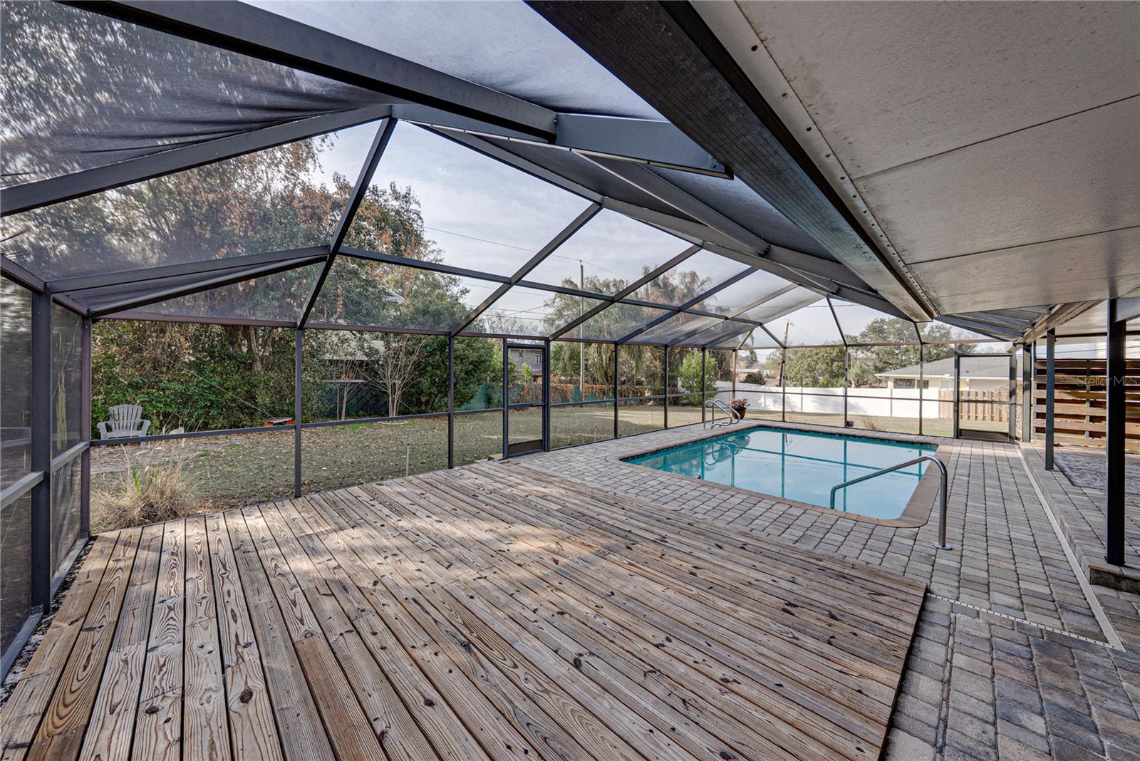 Image 58 of 74 For 2215 Woodbine Avenue