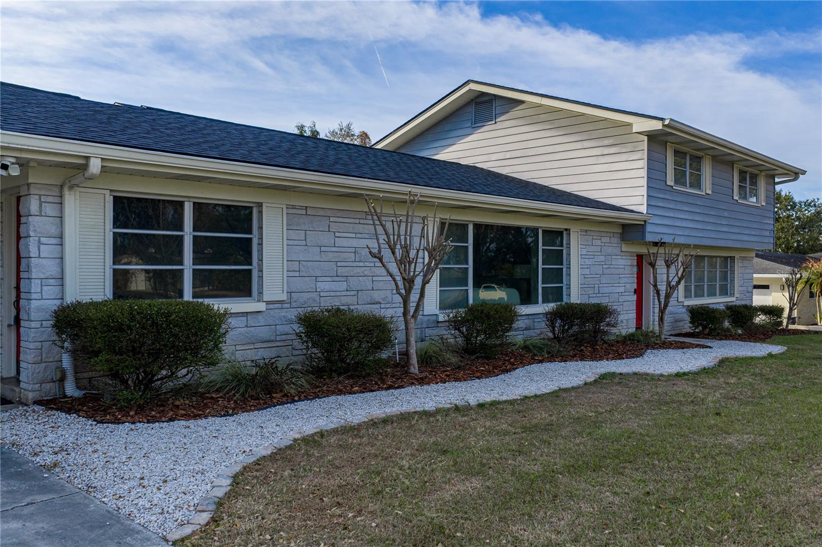 Image 64 of 74 For 2215 Woodbine Avenue