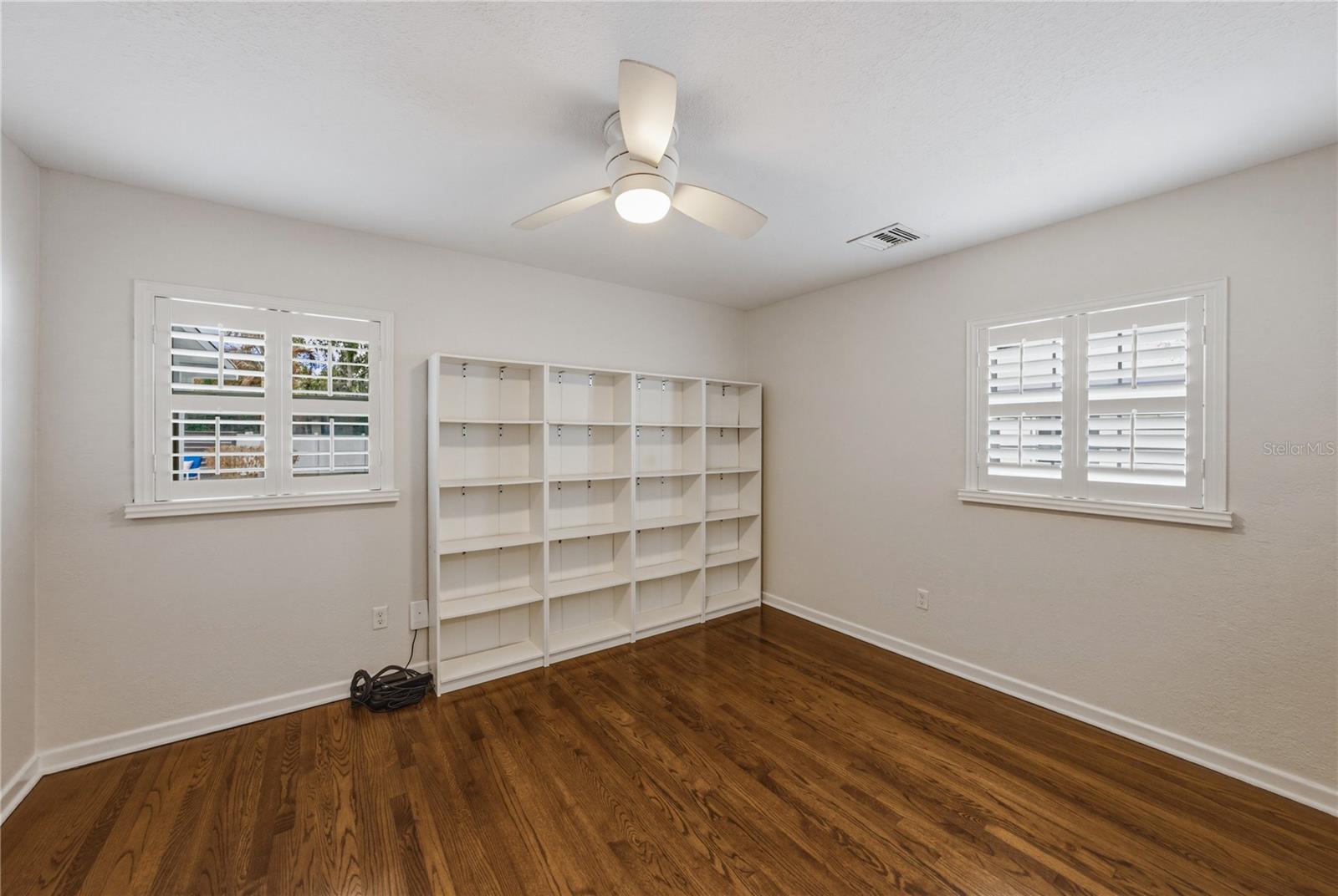 Image 30 of 69 For 1001 Euclid Avenue