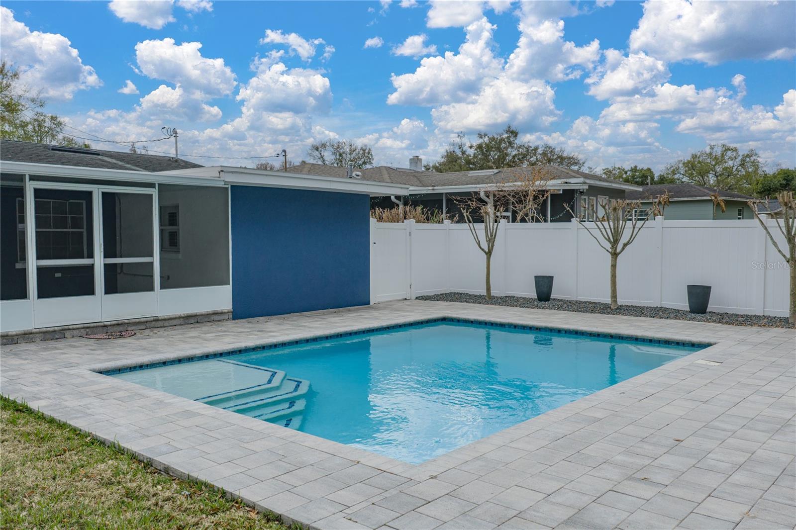 Image 40 of 69 For 1001 Euclid Avenue