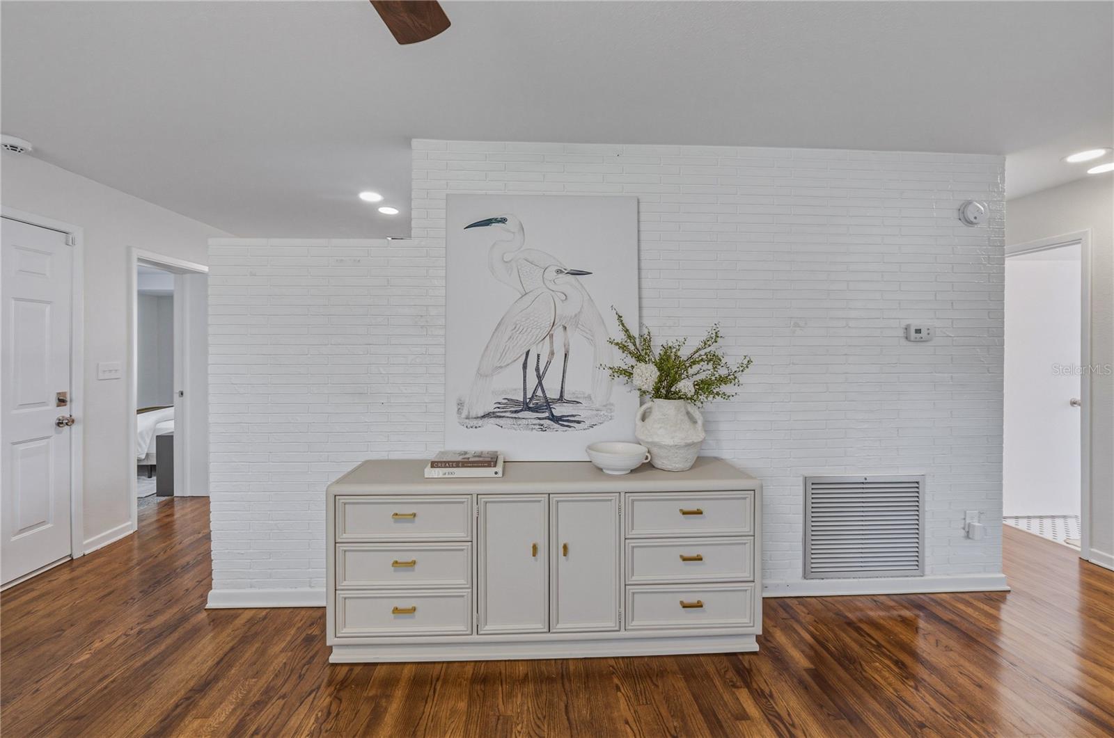 Image 8 of 69 For 1001 Euclid Avenue