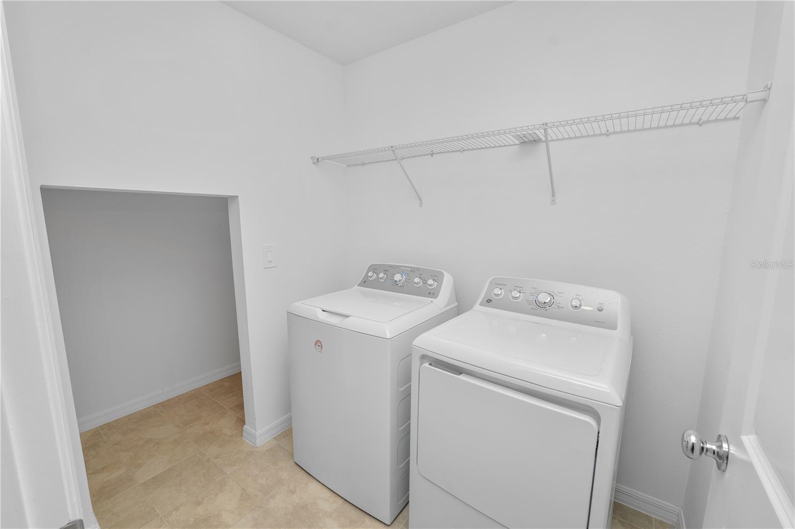 Image 22 of 53 For 326 Wayland Drive