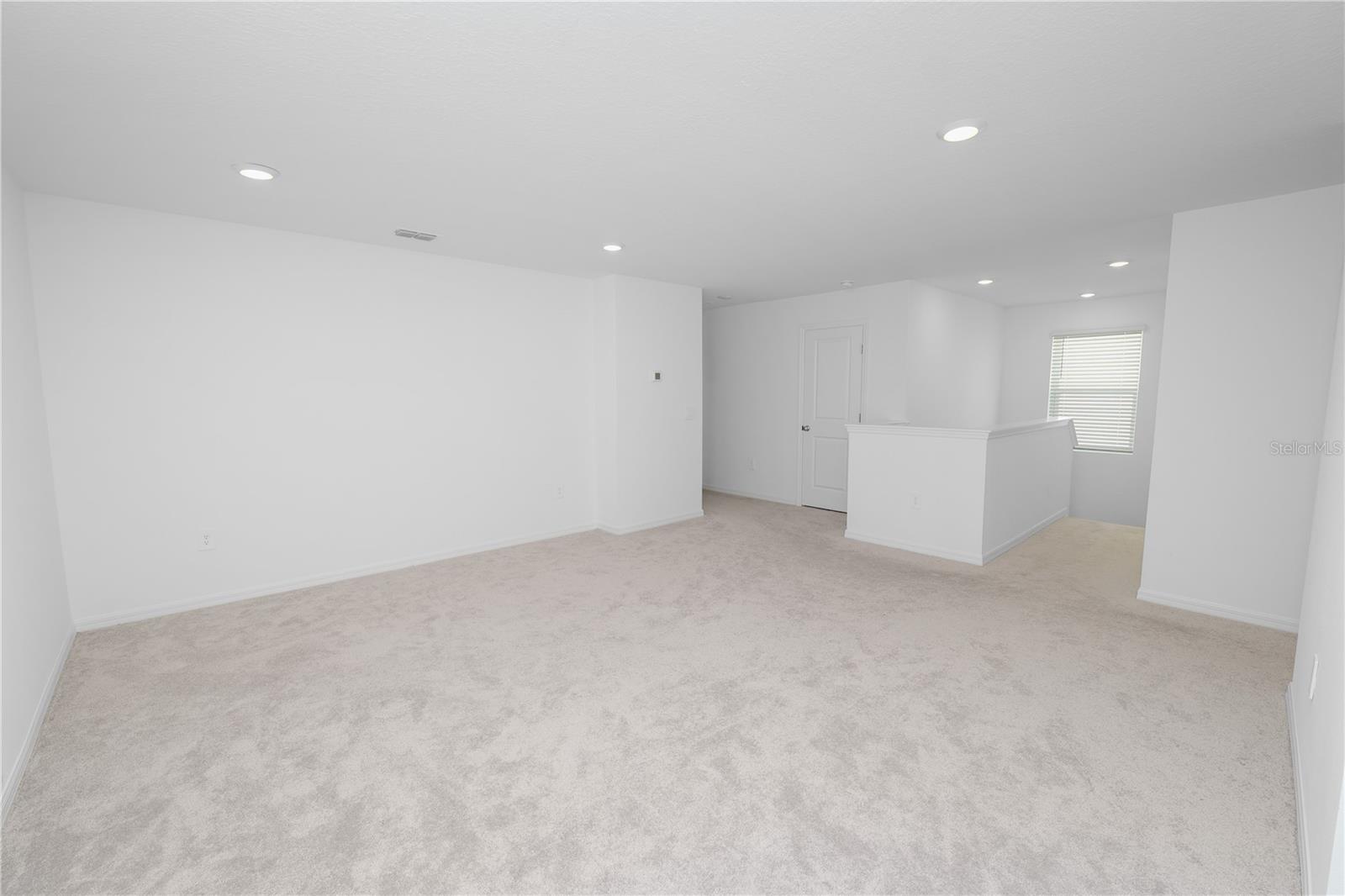 Image 25 of 53 For 326 Wayland Drive