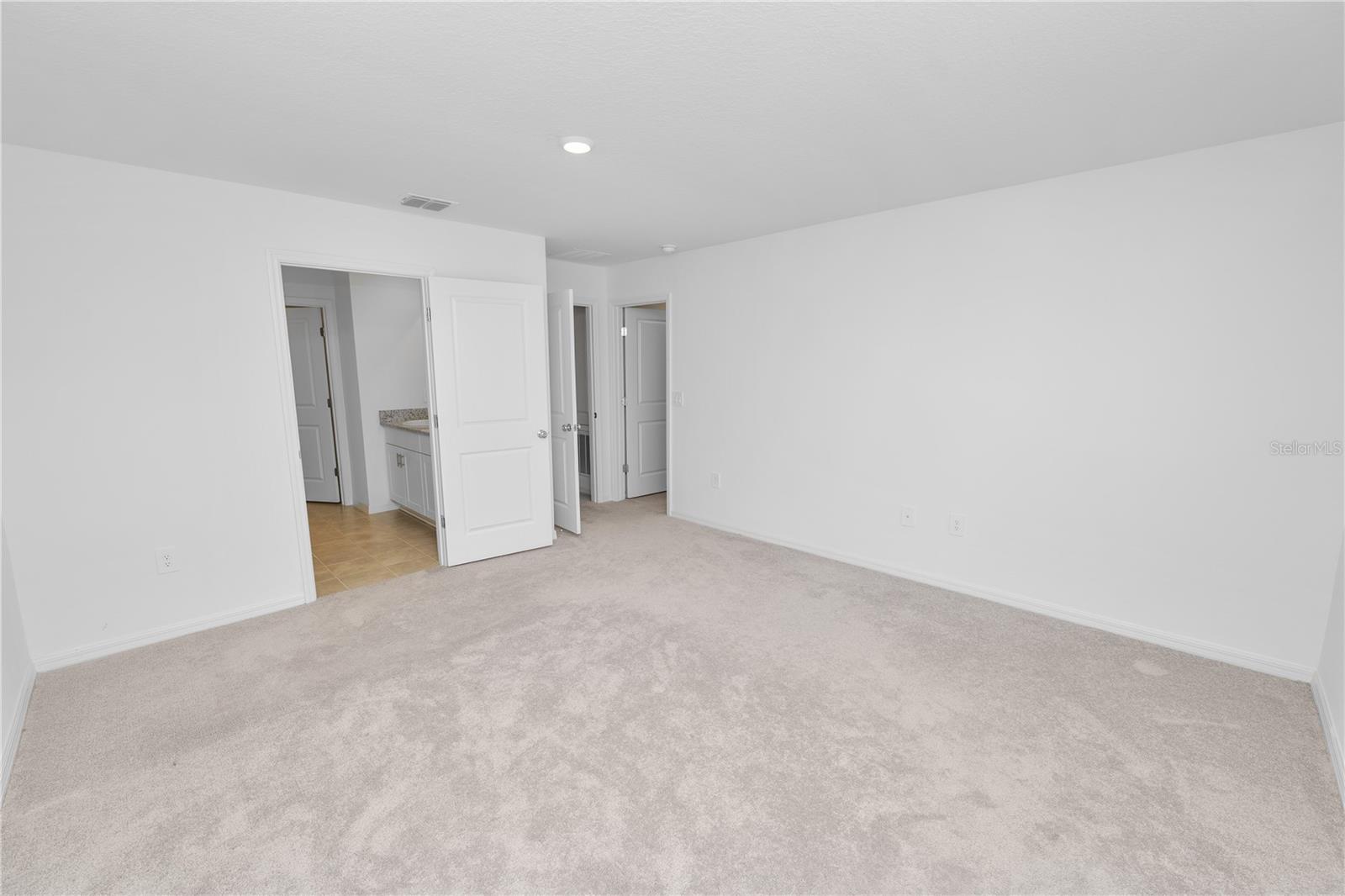 Image 28 of 53 For 326 Wayland Drive