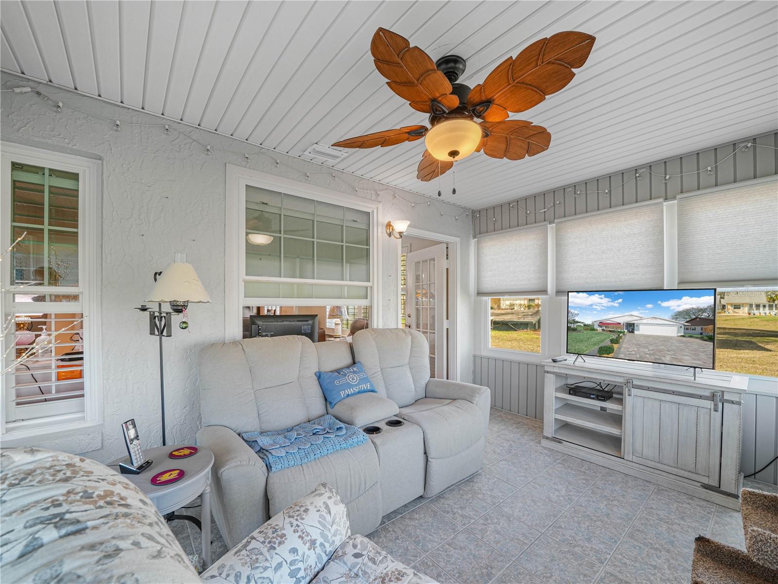 Image 21 of 27 For 6093 Seagull Lane