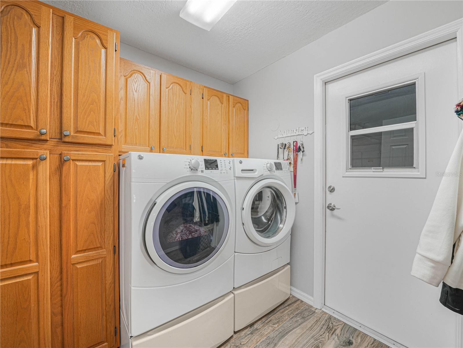 Image 22 of 27 For 6093 Seagull Lane