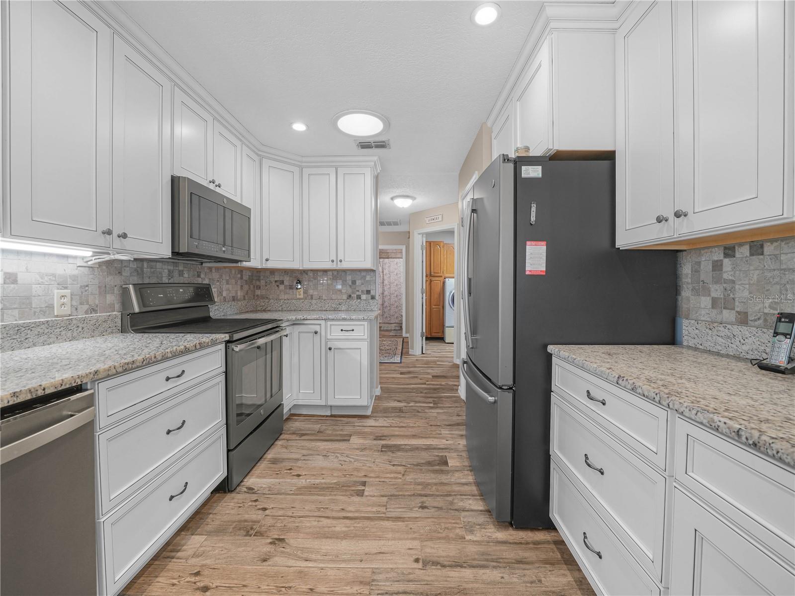 Image 6 of 27 For 6093 Seagull Lane