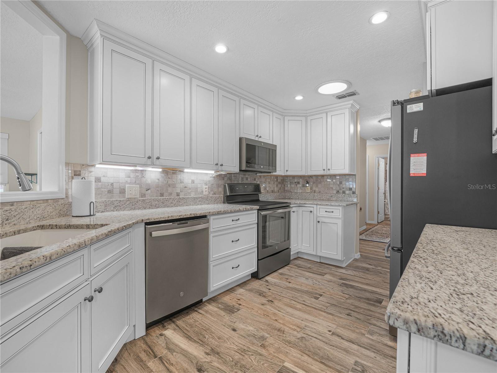 Image 8 of 27 For 6093 Seagull Lane