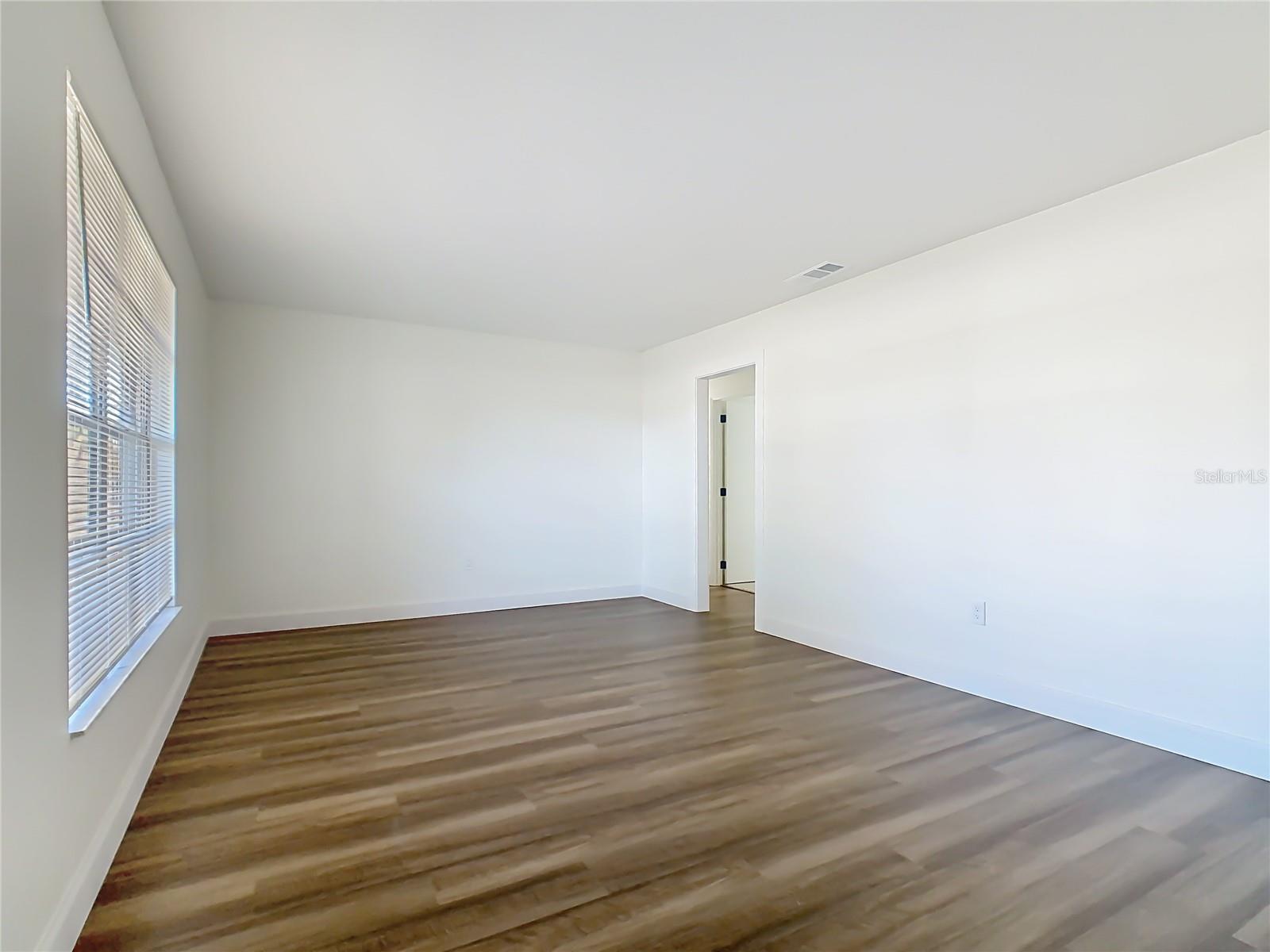 Image 10 of 47 For 6129 Green Road