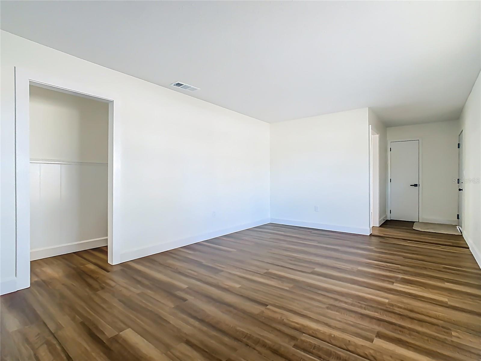 Image 7 of 47 For 6129 Green Road