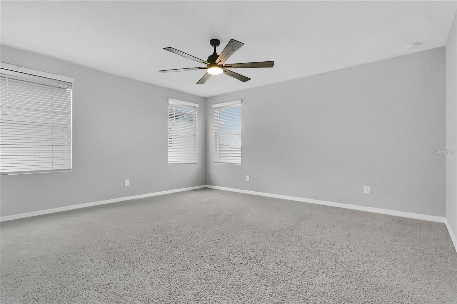 Image 13 of 28 For 17049 Seville Orange Road