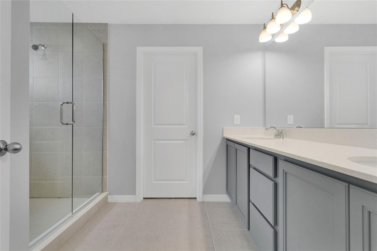 Image 16 of 28 For 17049 Seville Orange Road