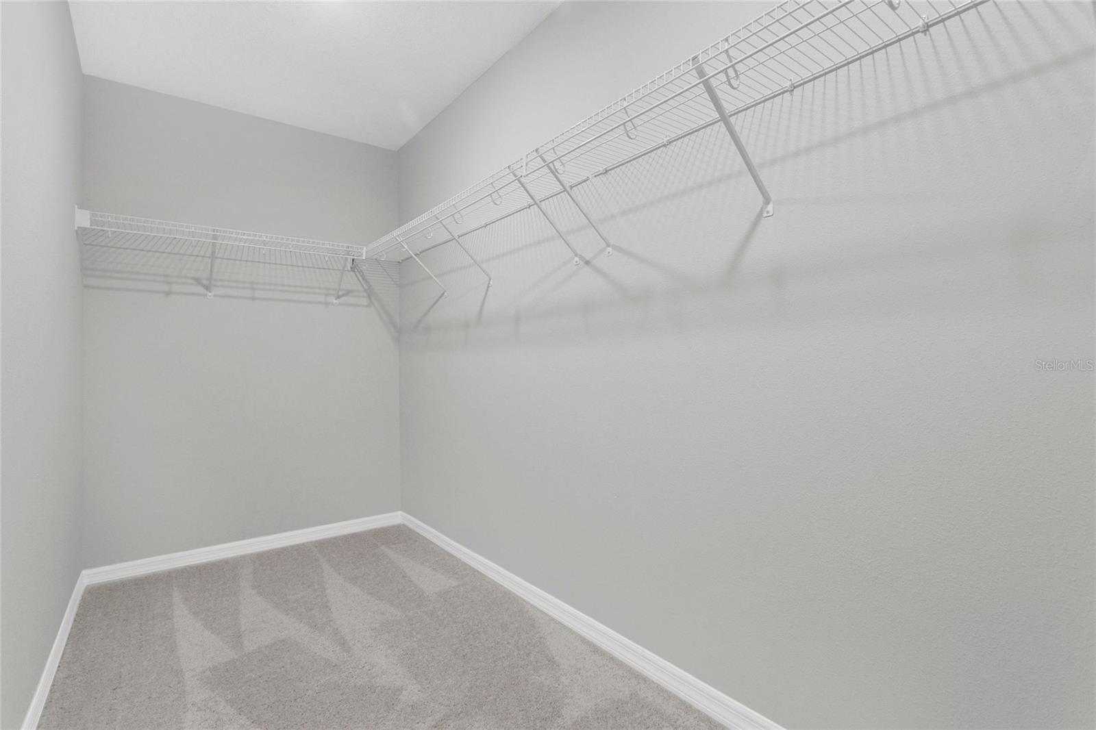 Image 18 of 28 For 17049 Seville Orange Road