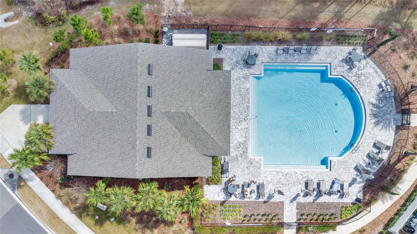 Image 4 of 28 For 17049 Seville Orange Road