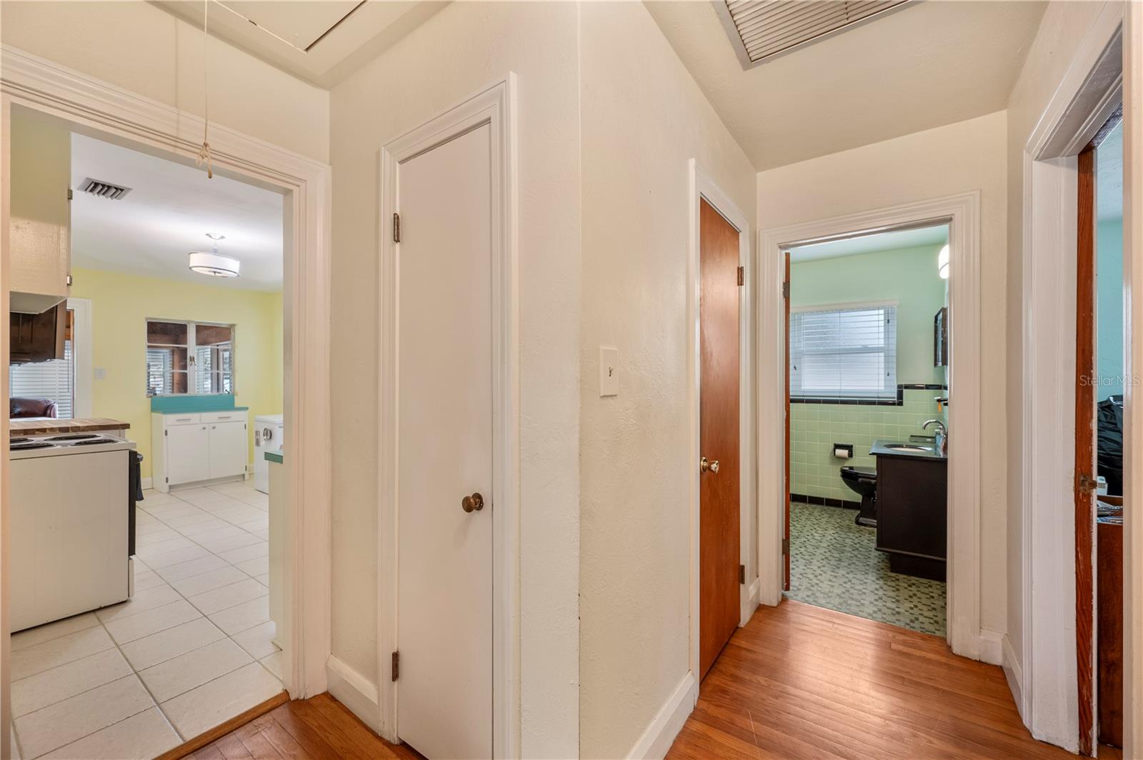 Image 14 of 34 For 2115 Eden Parkway