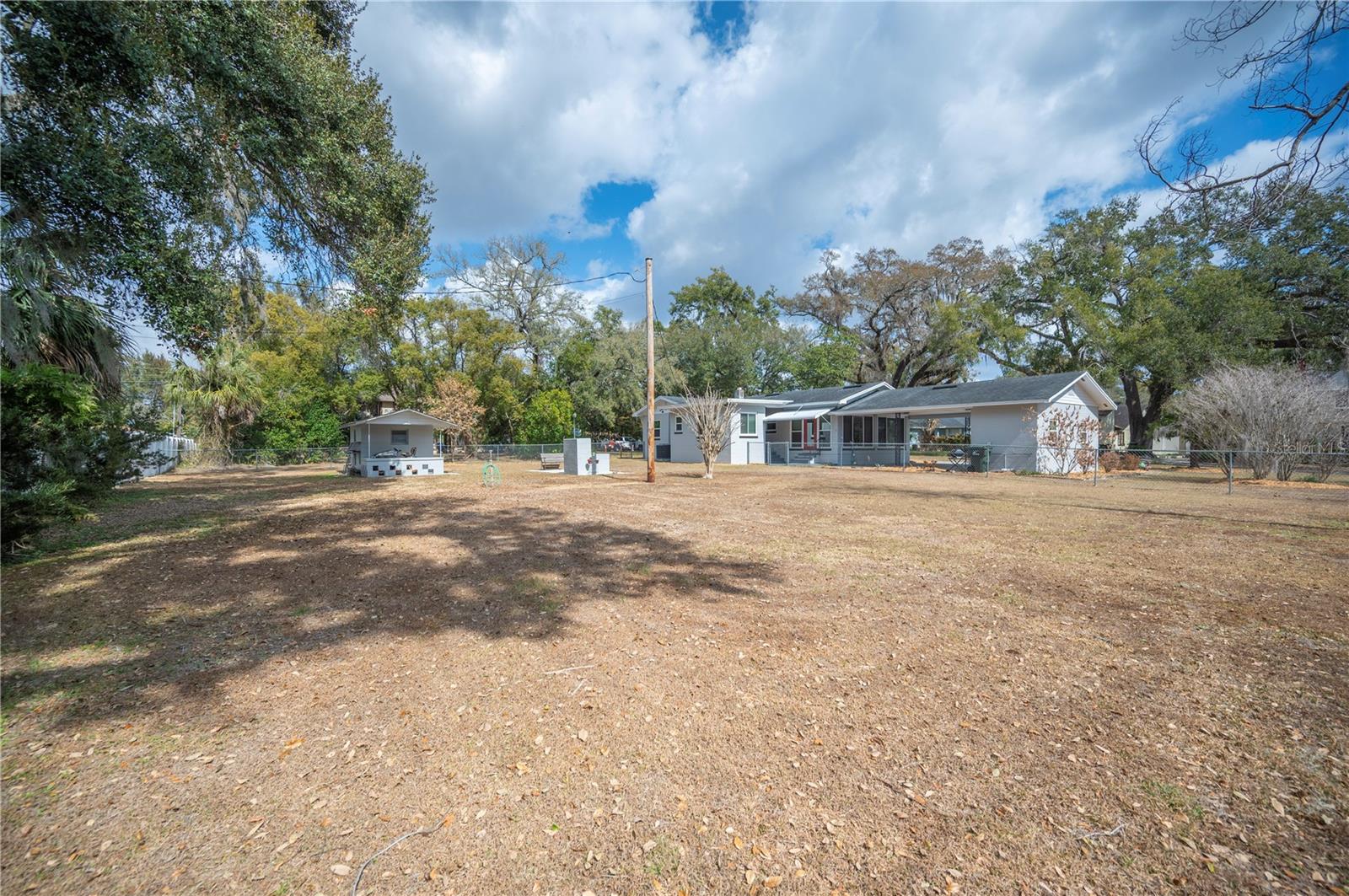 Image 31 of 34 For 2115 Eden Parkway