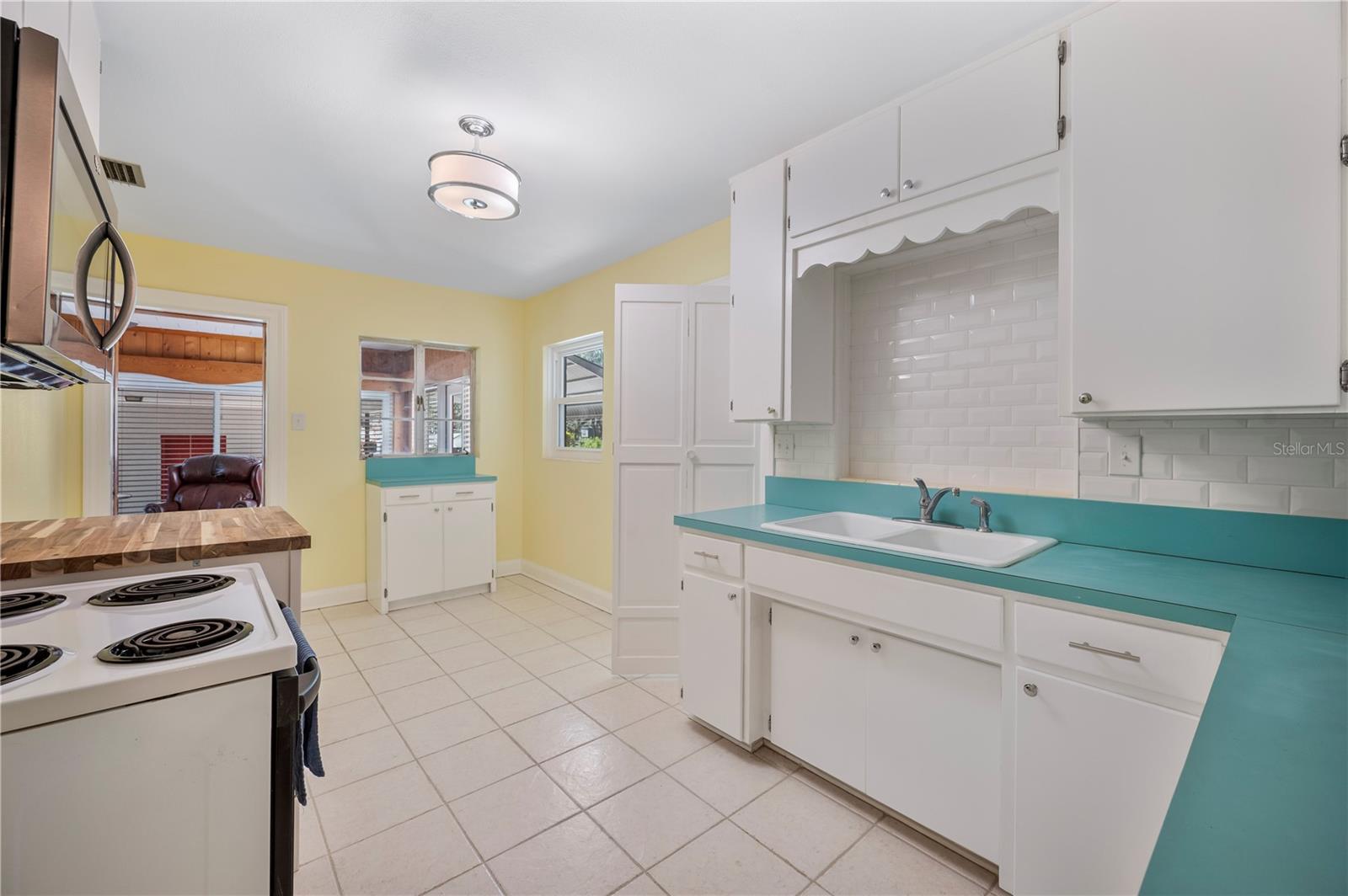 Image 6 of 34 For 2115 Eden Parkway