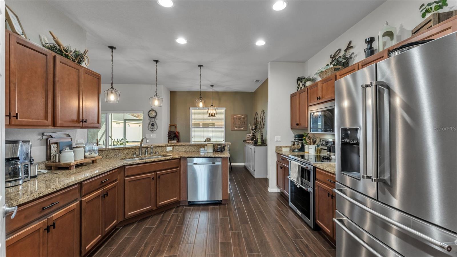 Image 20 of 55 For 2821 Sheldon Street