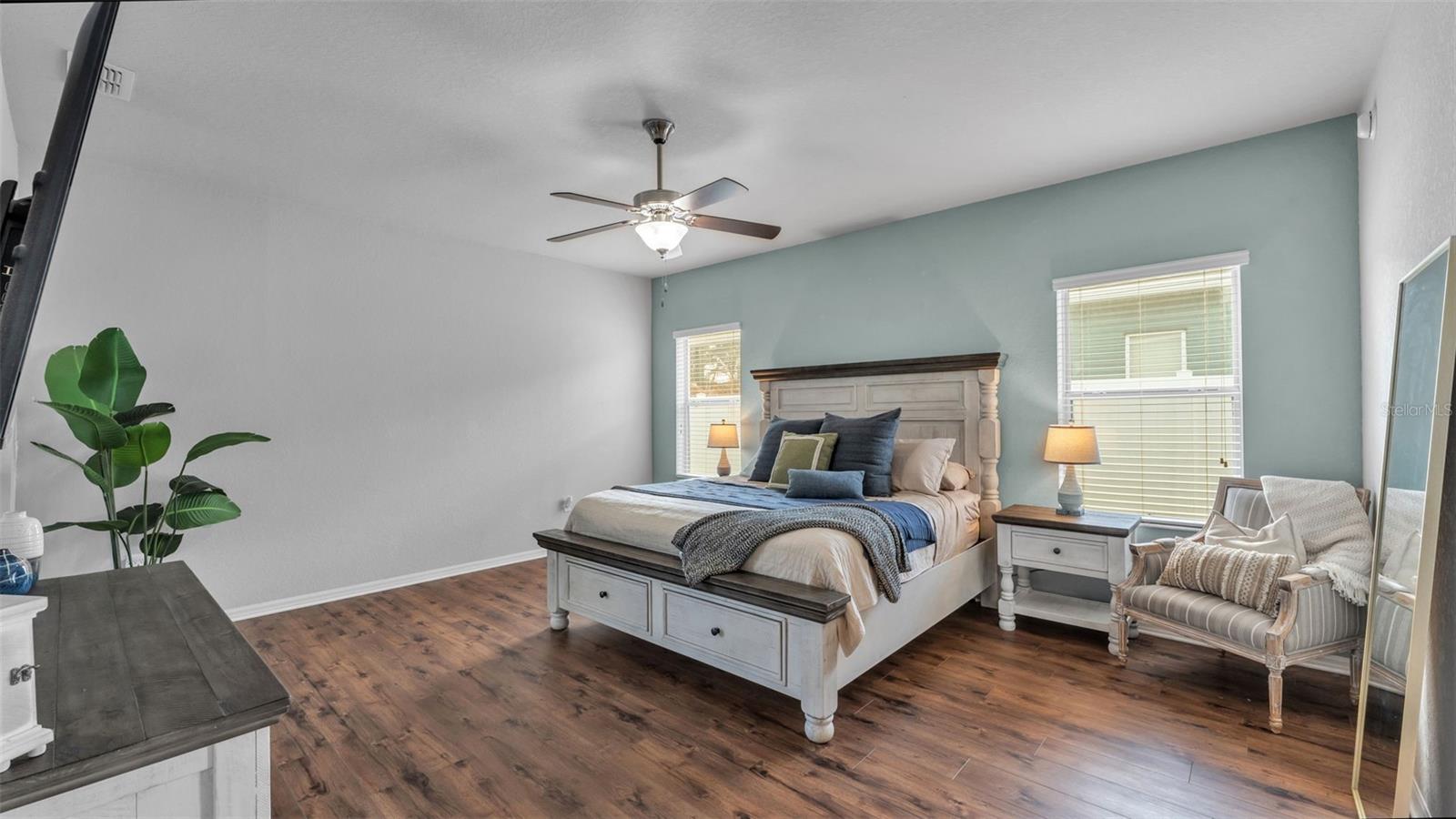 Image 25 of 55 For 2821 Sheldon Street