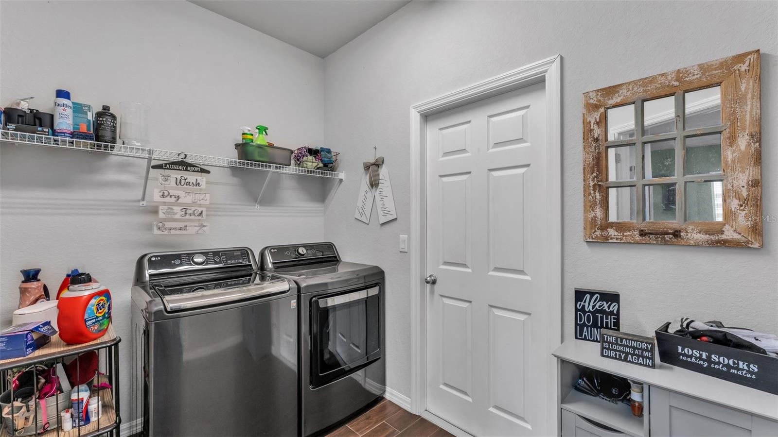 Image 42 of 55 For 2821 Sheldon Street