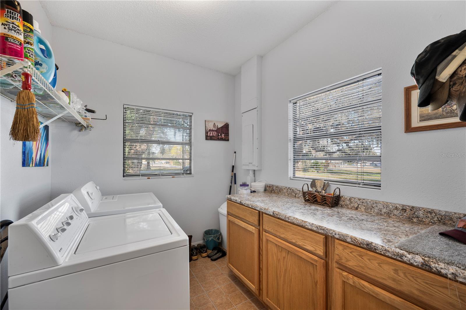 Image 17 of 23 For 516 Mimosa Avenue