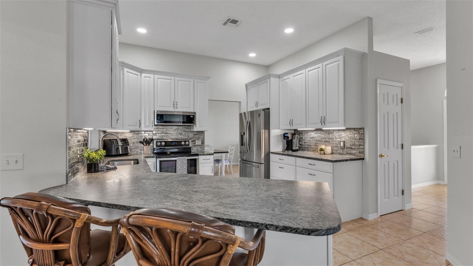 Image 13 of 54 For 3210 Curtis Dane Lane