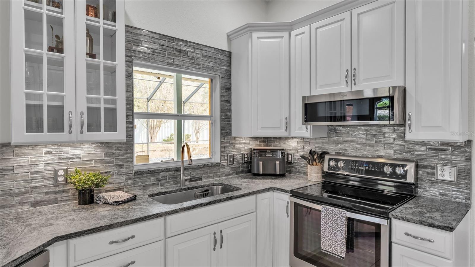 Image 3 of 54 For 3210 Curtis Dane Lane