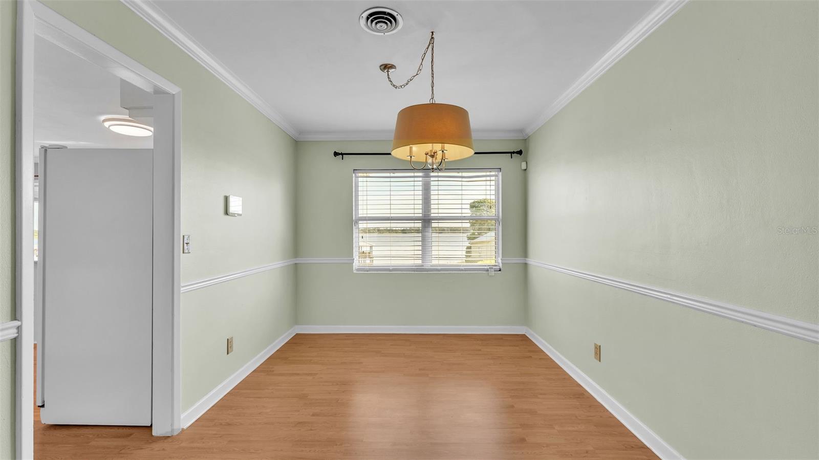 Image 10 of 58 For 274 Paradise Island Drive