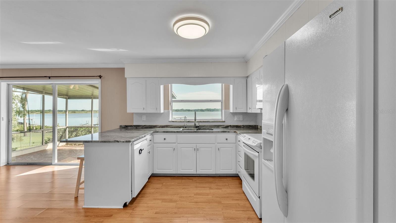 Image 15 of 58 For 274 Paradise Island Drive