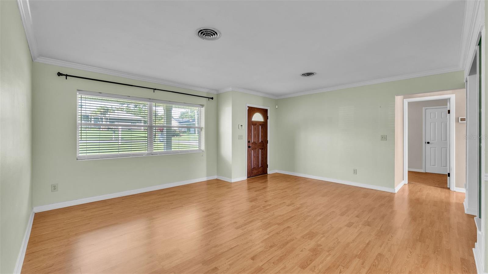 Image 7 of 58 For 274 Paradise Island Drive