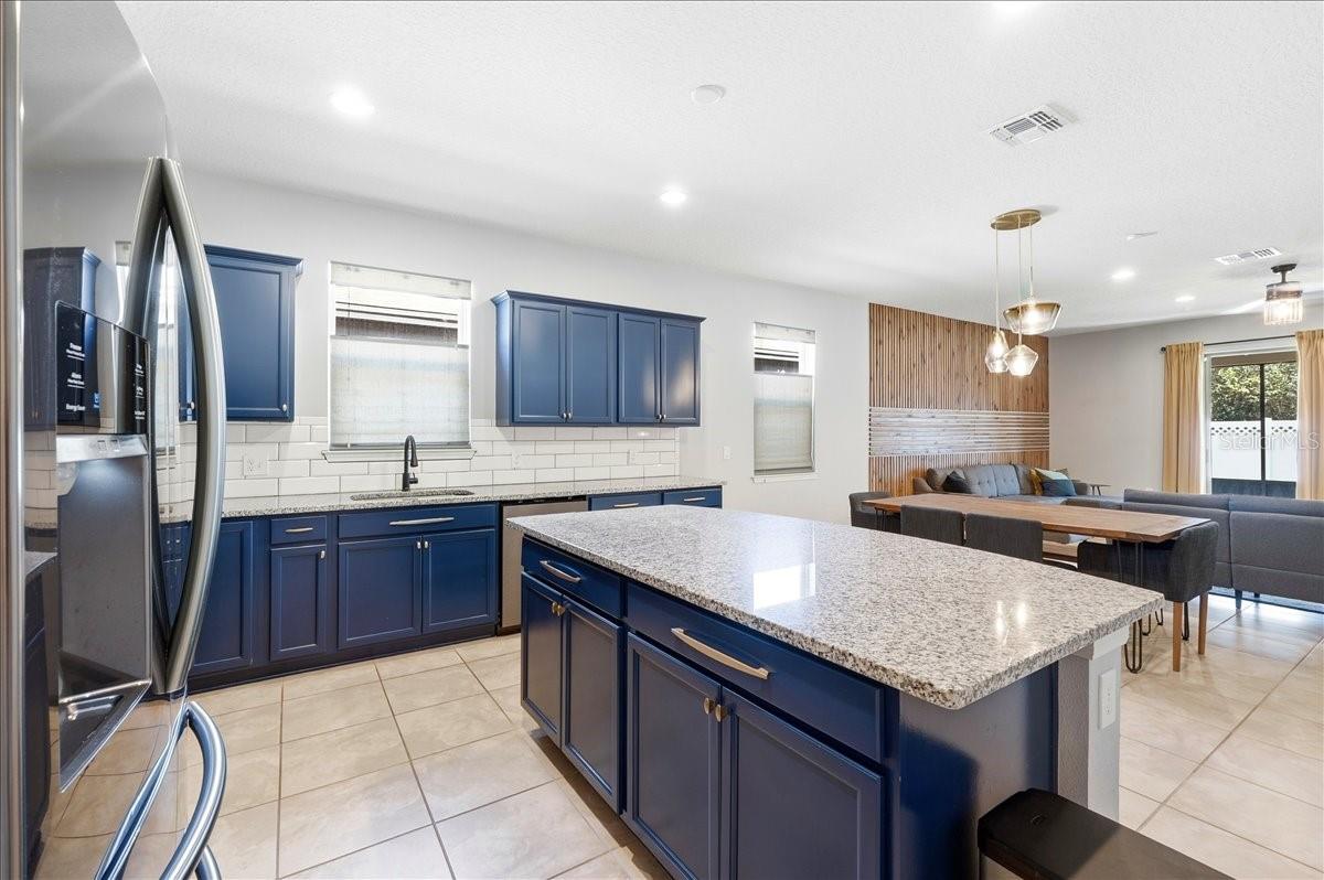 Image 15 of 40 For 8662 Rindge Road