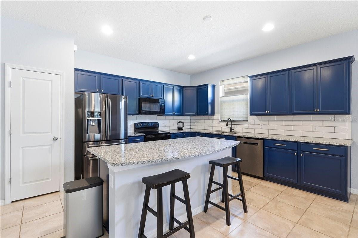 Image 16 of 40 For 8662 Rindge Road