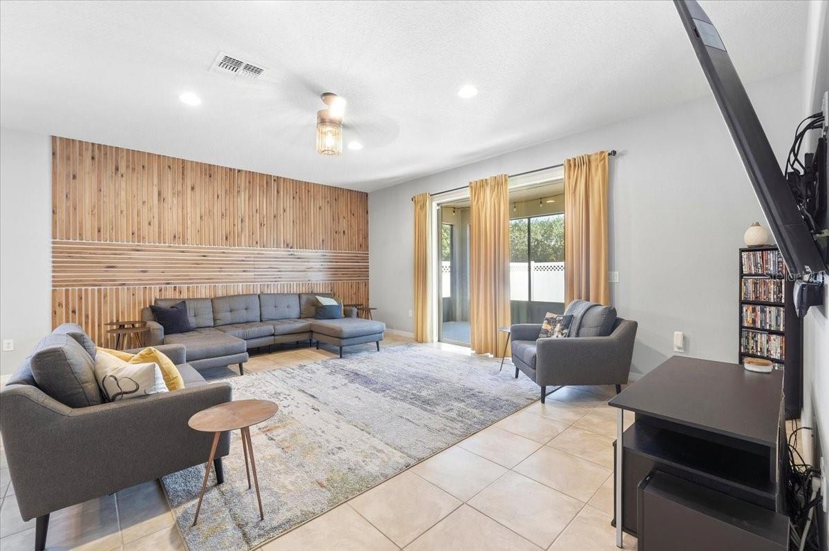 Image 19 of 40 For 8662 Rindge Road