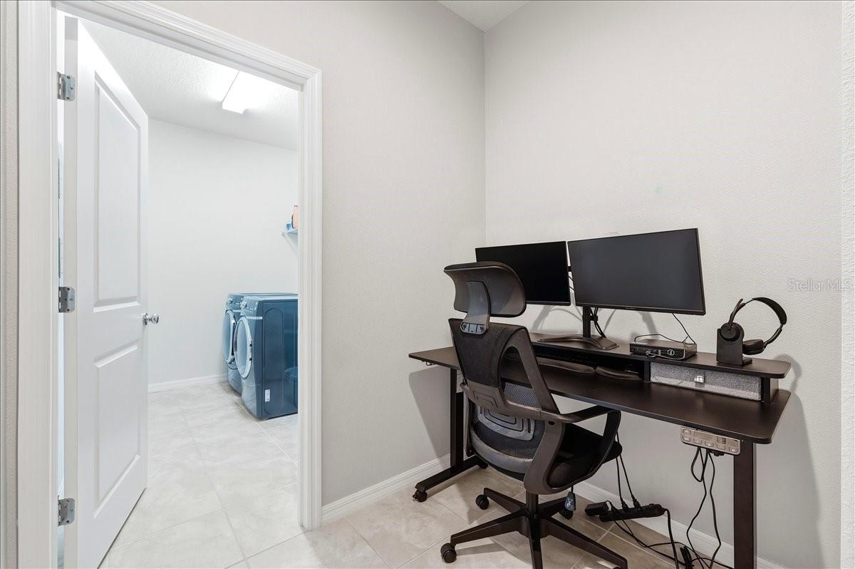 Image 7 of 40 For 8662 Rindge Road